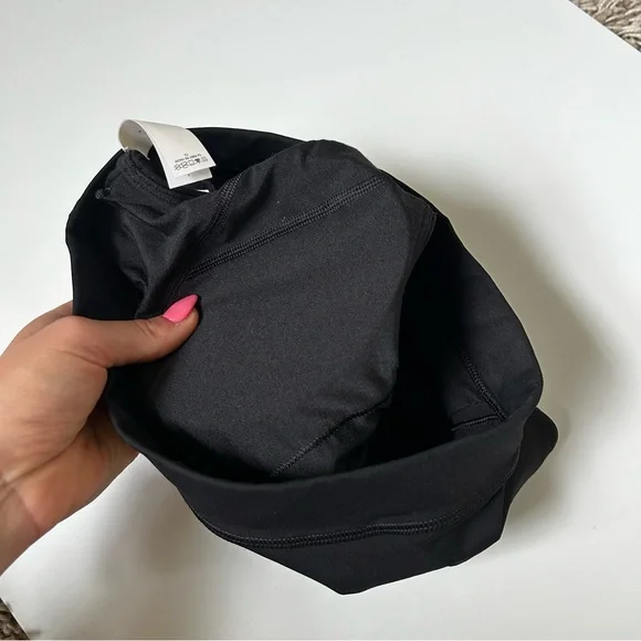 LULULEMON ATHLETICA BLACK SPORTS BRA ENERGY STRAPPY SIZE 4 WORKOUT TRENDING - Picture 8 of 11